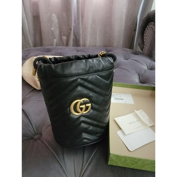 Gucci Handbags - Gucci gg marmont leather bucket bag